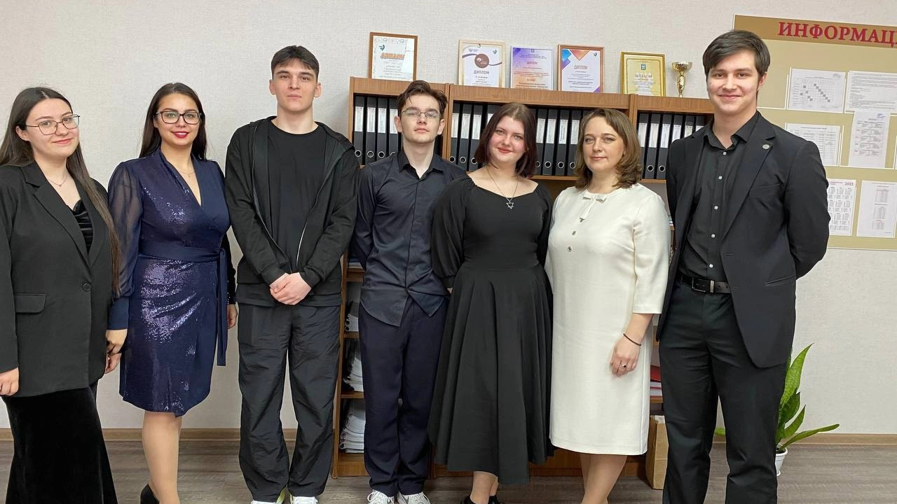 Международный женский день