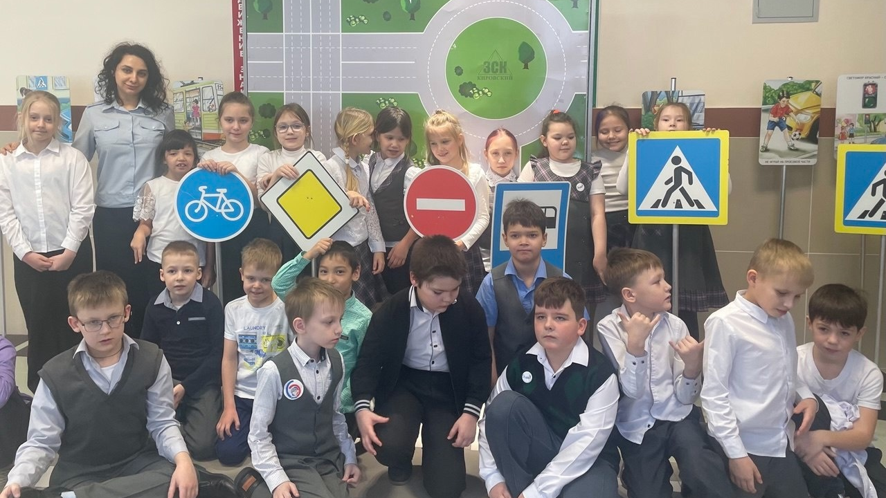 6 марта отмечалась 52-годовщина со дня образования отрядов юных инспекторов движения в России!